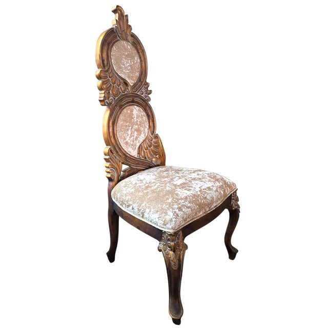 Baroque Gilt and Velvet Armchair, 1930s, in Very Good conditions. Designed before 1890