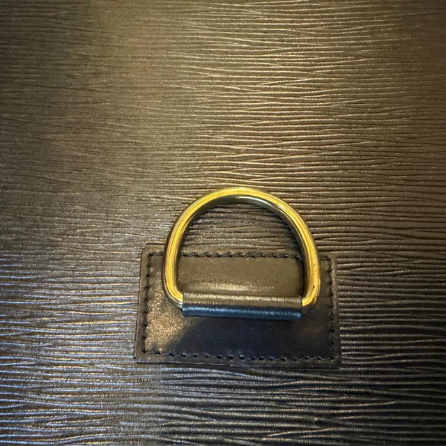 A 1993 Louis Vuitton Jena Black Epi Leather Clutch in Excellent Condition For Sale - Image 15 of 18