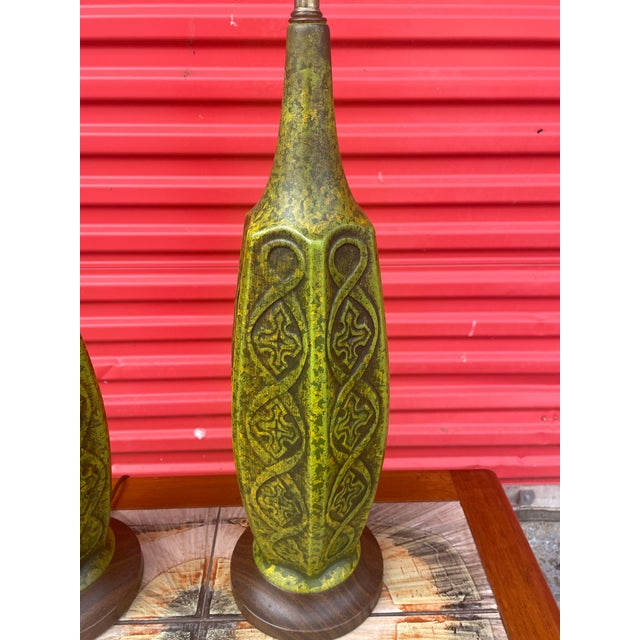Pair Large Mid Century Modern Green Lava Glaze Ceramic Lamps For Sale - Image 9 of 10