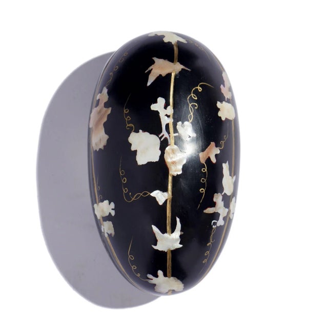 Japanese Hand Carved Melon Form Black Lacquered Box For Sale - Image 10 of 12