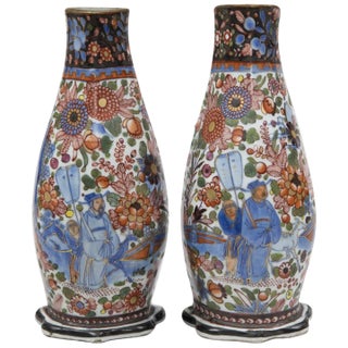 Chinese Clobbered Wall Pockets, circa 1780 - a Pair For Sale