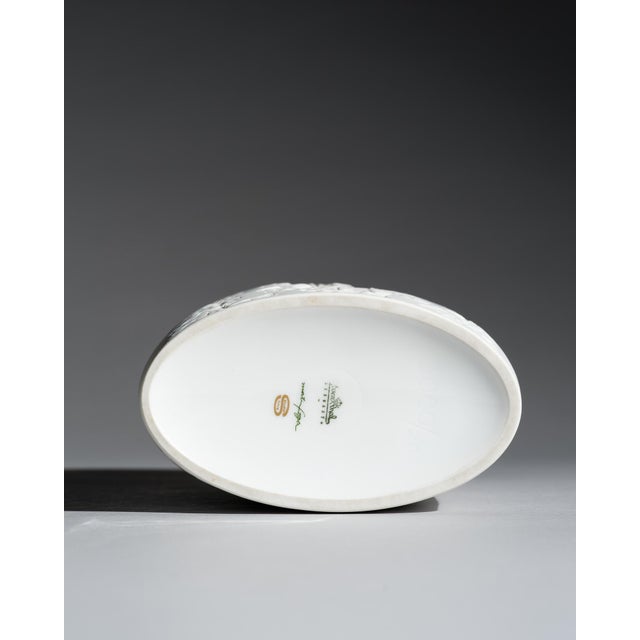White Bisque Porcelain Vases by Werner Schreib, Martin Freyer and Werner Uhl for Rosenthal, 1970s, Set of 3 For Sale - Image 15 of 18