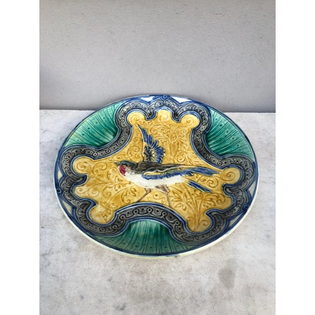 19th Century Large Belgium Majolica Bird Plate Wasmuel For Sale - Image 4 of 6