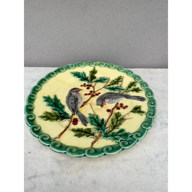Shabby Chic French Majolica Bird & Holly Plate Sarreguemines, Circa 1880 For Sale - Image 3 of 6