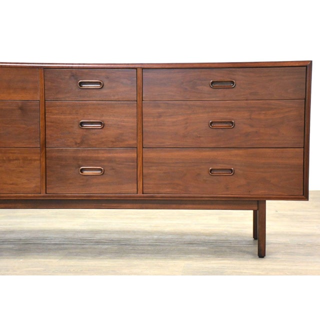 1960s Refinished Jack Cartwright for Founders Walnut Dresser For Sale - Image 10 of 11