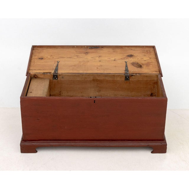 American American Red Painted Pine Blanket Chest For Sale - Image 3 of 8
