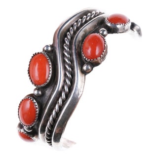 6.25" Vintage Navajo Modernist sterling and coral bracelet For Sale