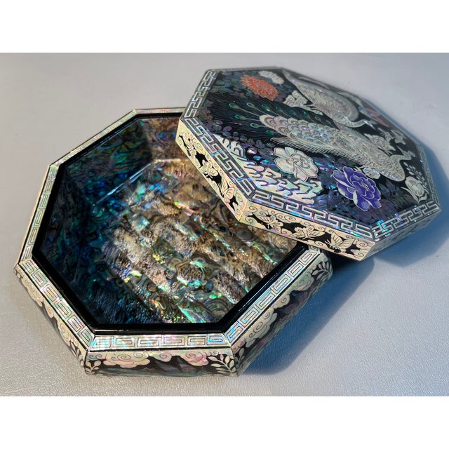 1970s Abalone Inlaid Box With Mother of Pearl Inlay Octagon Shape Peacocks Peonies by Skilled Korean Craftsman Mint Condition For Sale - Image 5 of 6