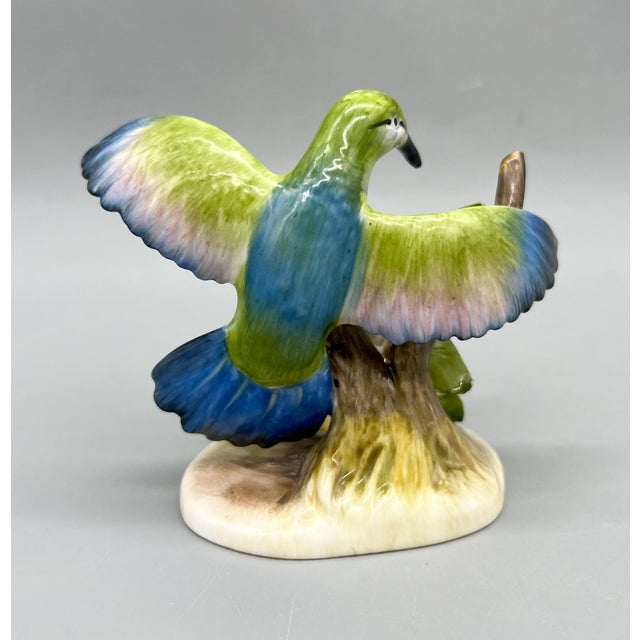 Vintage English Royal Adderley Bone China Hummingbird Figurine – Floral Branch – Made in England - Cottagecore/ Traditional / Grandmillenial For Sale - Image 9 of 11