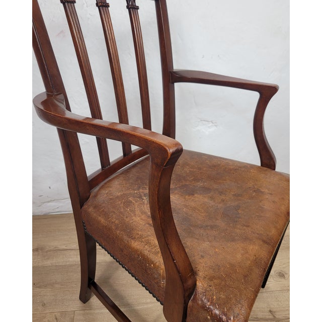 Wood 19th Century Victorian English Armchair in Carved Leather and Mahogany, 1890 For Sale - Image 7 of 18