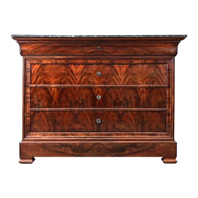 Louis Philippe French 19th Century Louis Philippe Mahogany Commode with Marble Top For Sale - Image 4 of 12