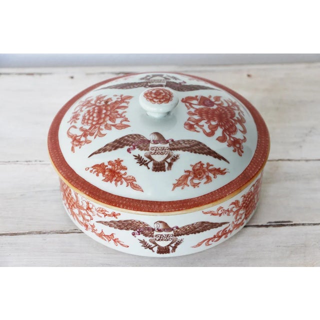 Chinese Export American Armorial Porcelain Tureen For Sale - Image 6 of 13