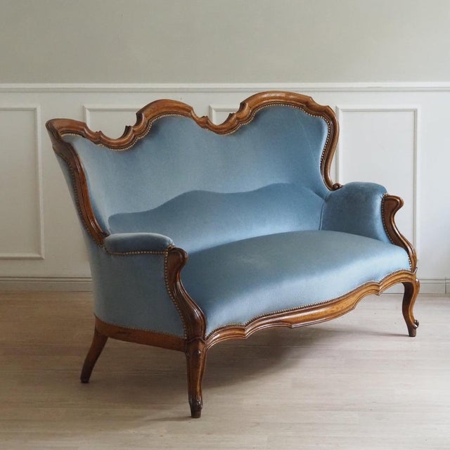 Product : French salon seating group in the Louis XV style, consisting of a sofa and two matching armchairs, crafted in...