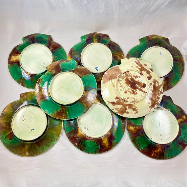 Wedgwood Majolica Tortoiseshell Seafood Plates, Per Item For Sale - Image 9 of 12