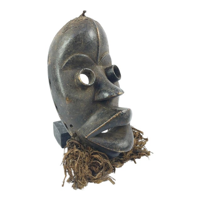 Early 20th Century Dan Passport Mask For Sale