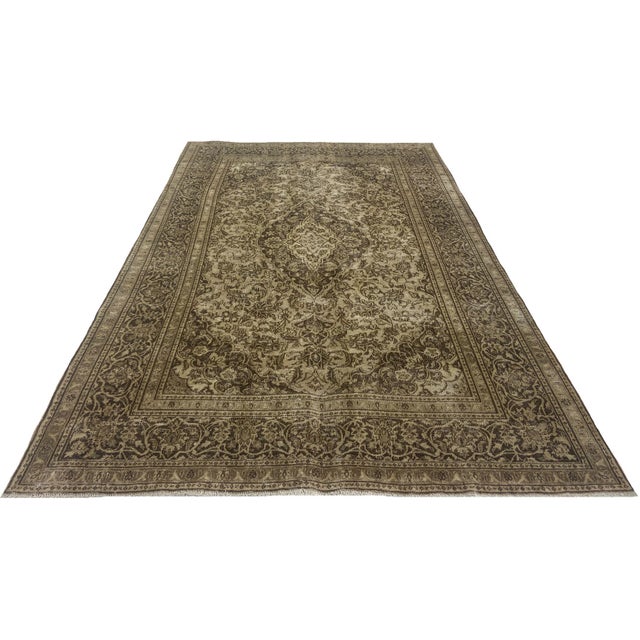 Vintage rug | size: 288 x 193 cm | hand-knotted and elaborately processed | shorter pile with colored ornaments | modern...