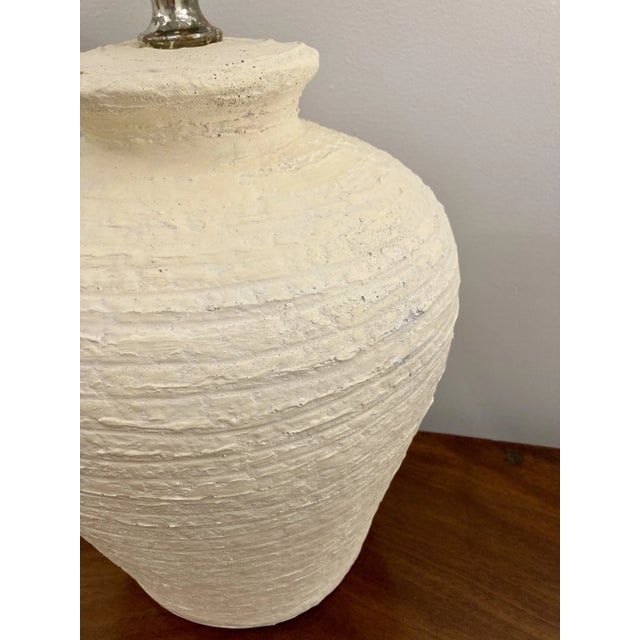 Mid-Century Modern Vintage Cream Textured Plaster Lamp For Sale - Image 3 of 3