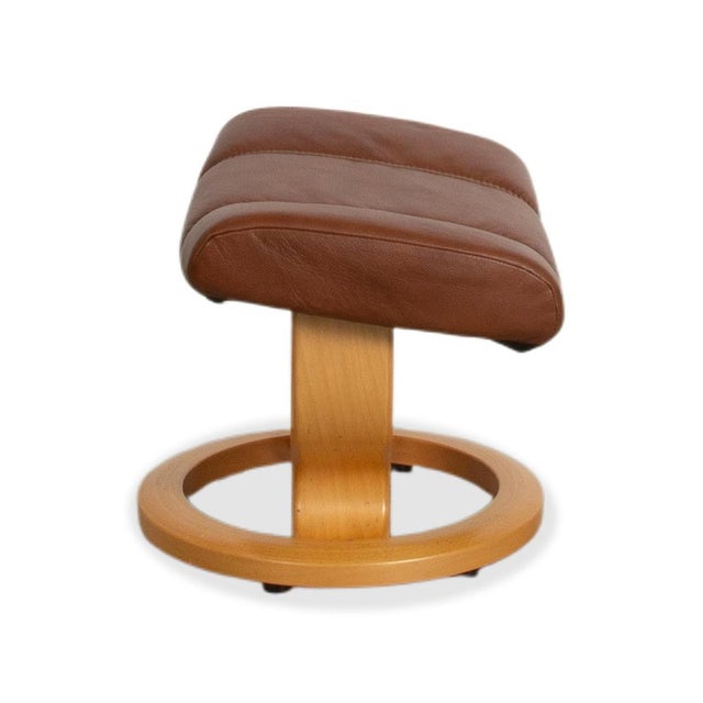 Set of Consul Recliner Lounge Chair and Ottoman in Leather from Stressless For Sale - Image 18 of 18