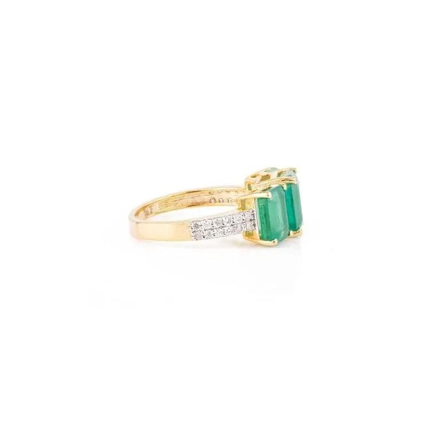 4.14 Ctw Three Stone Engagement Ring Size 6 For Sale In New York - Image 6 of 8