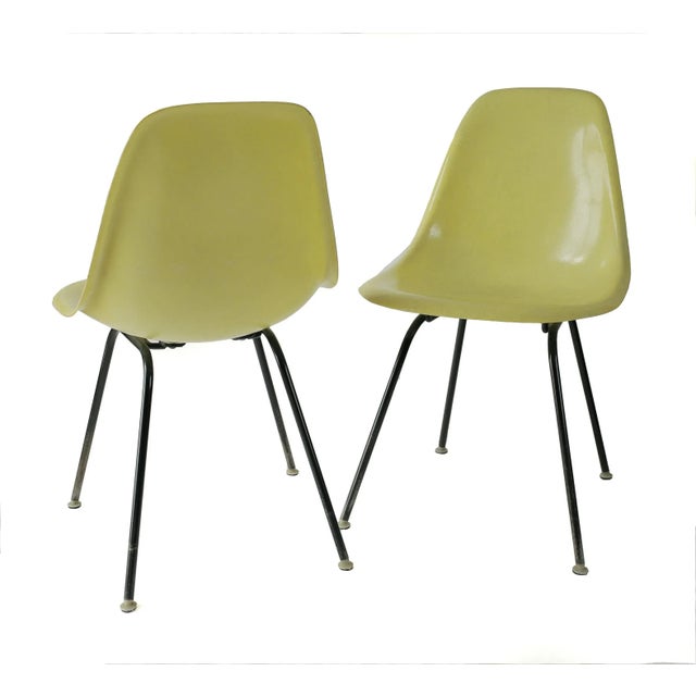 Mid 20th Century Mid 20th Century Early Eames for Herman Miller Fiberglss Shell Chairs - a Pair For Sale - Image 5 of 9