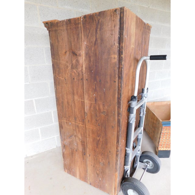 Antique 2 Piece 18th Century Grain Painted Corner Cabinet Berks Co. Pa For Sale - Image 9 of 12