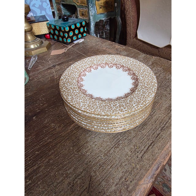 English 1940s Royal Doulton Gaythorne Pattern Bread Plates For Sale - Image 3 of 4