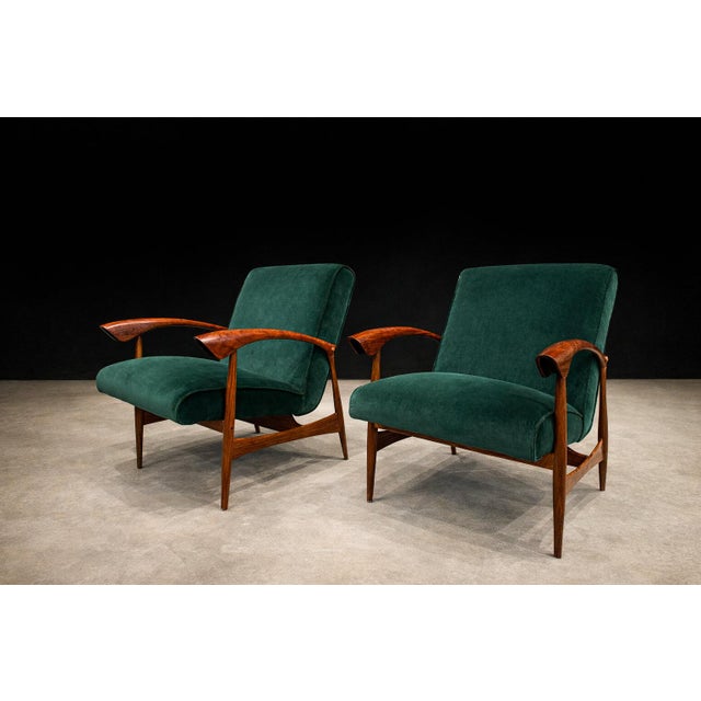 Liceu de Artes e Ofícios Pair of Armchairs in Brazilian Hardwood & Green Velvet by Liceu De Artes E Ofícios, 1960s For Sale - Image 4 of 13