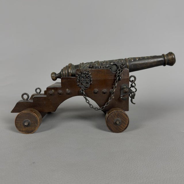A fascinating and rare handcrafted reproduction of a historical cannon (fortress or naval galleon). A visually striking...