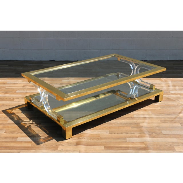 Vintage 1970s Hollywood Regency Brass Lucite & Glass Two-Tier Coffee Table For Sale - Image 13 of 18