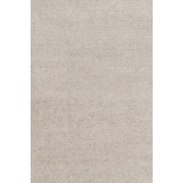 Rug & Kilim Rug & Kilim’s Oversized Contemporary Textural Solid Rug in Ivory Tones For Sale - Image 4 of 7