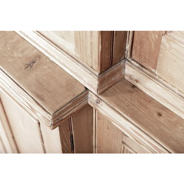 Large English Glazed Breakfront Bookcase in Pine For Sale - Image 15 of 18