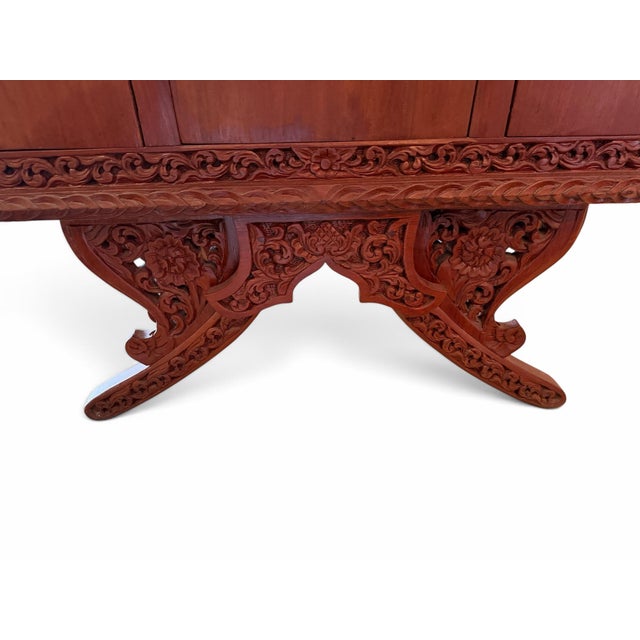 Vintage Thai Hand-Carved Teak Elephant Motif Settee / Currule Chair For Sale - Image 4 of 8
