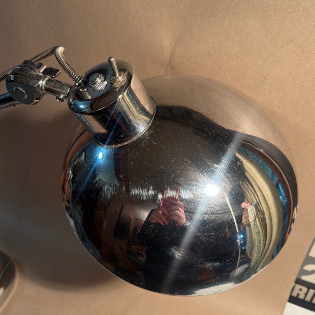 Heavy metal ! Extremely well crafted, as well as designed. Turn knobs and for articulation. High quality components....