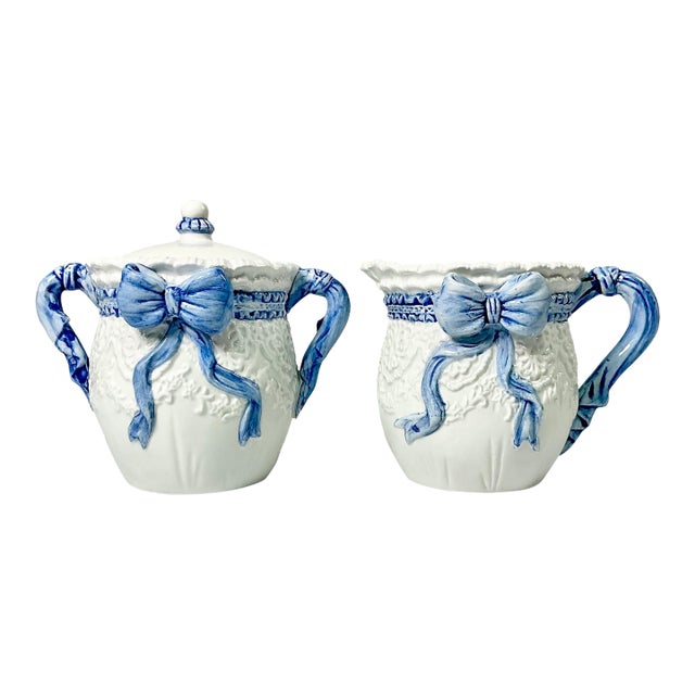1980s Vintage Chippendale Hollywood Regency French Blue Ribbon & Bow Creamer and Covered Sugar Bowl - 2 Piece Set, After Fitz & Floyd For Sale