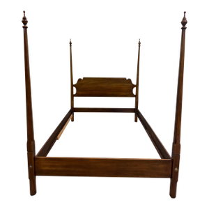 Vintage Full Size Georgian Southern Federal Style Four Poster Pencil Post Bed