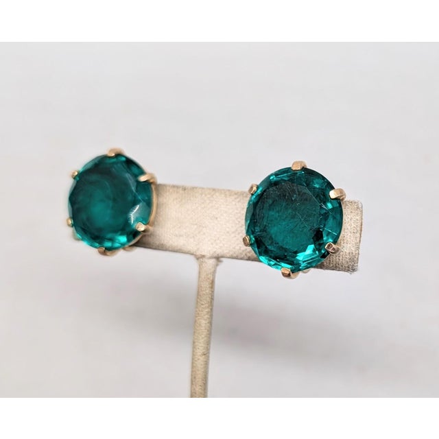 Mid-Century Modern Vintage 1950s Signed Crown Trifari Round Flawed Faux-Emerald Clip Earrings-2 Pieces For Sale - Image 3 of 11