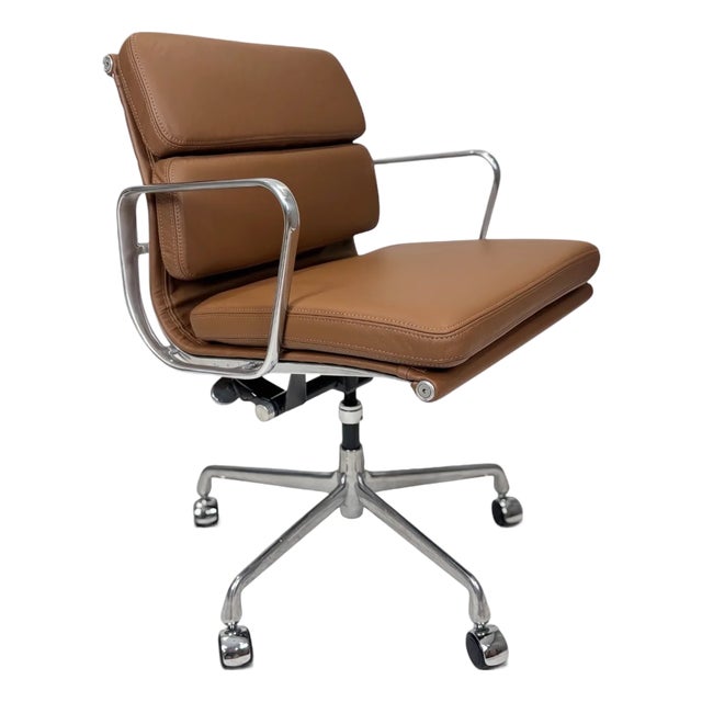 Eames for Herman Miller Aluminum Group Soft Pad Management Chair - Brown Leather For Sale