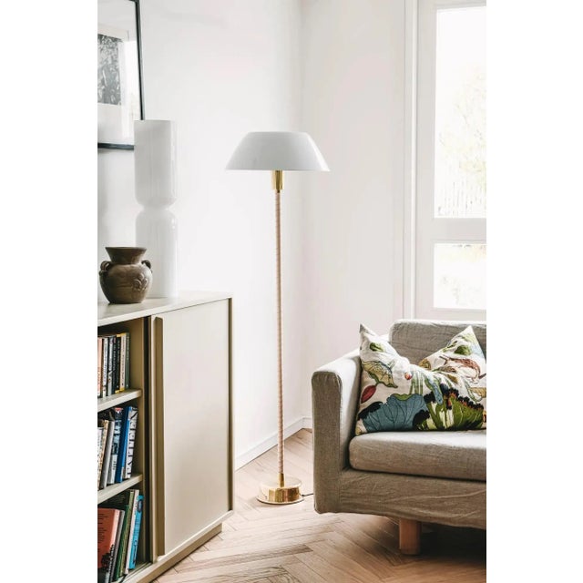 Mid-Century Modern Lisa Johansson-Pape 'Senator' Floor Lamp for Innolux Oy in White For Sale - Image 3 of 10