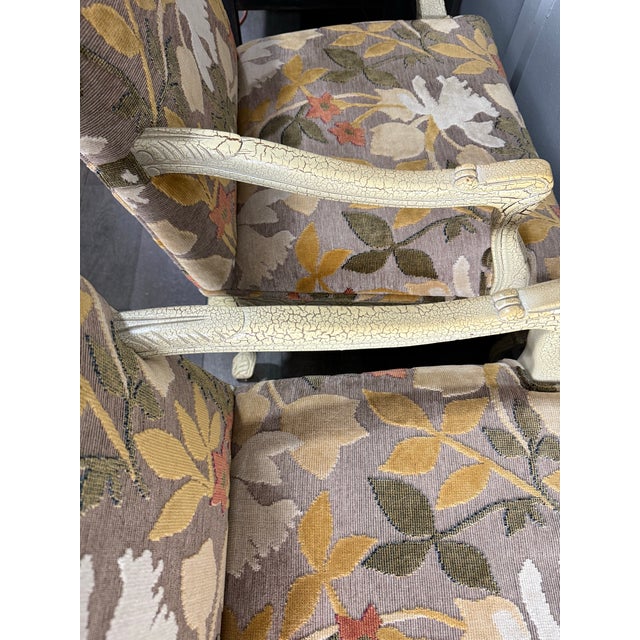 Vintage Louis XV Style French Provincial Lounge Chairs & Ottomans – Shelby Williams Cabriole Leg Set of 4 For Sale - Image 11 of 12