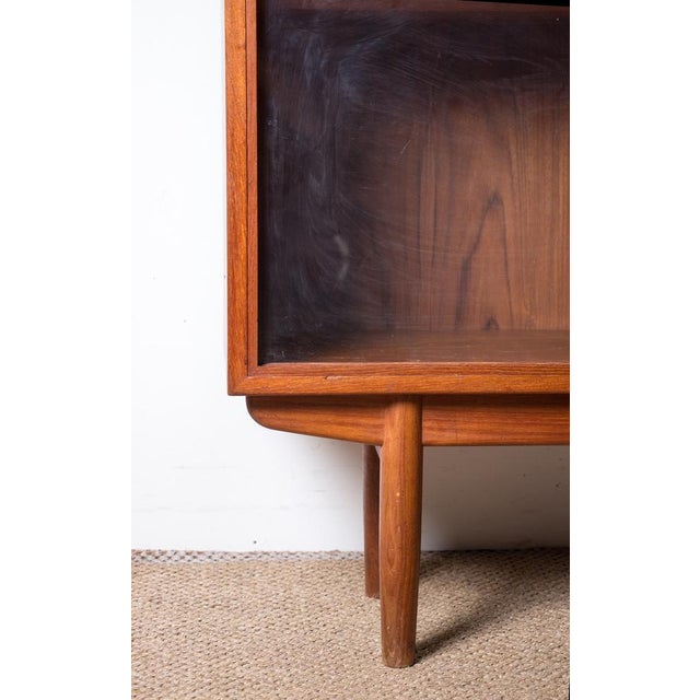 Danish Library Showcase in Teak by Borge Mogensen for Soborg Mobelfabrik, 1960s For Sale - Image 16 of 18