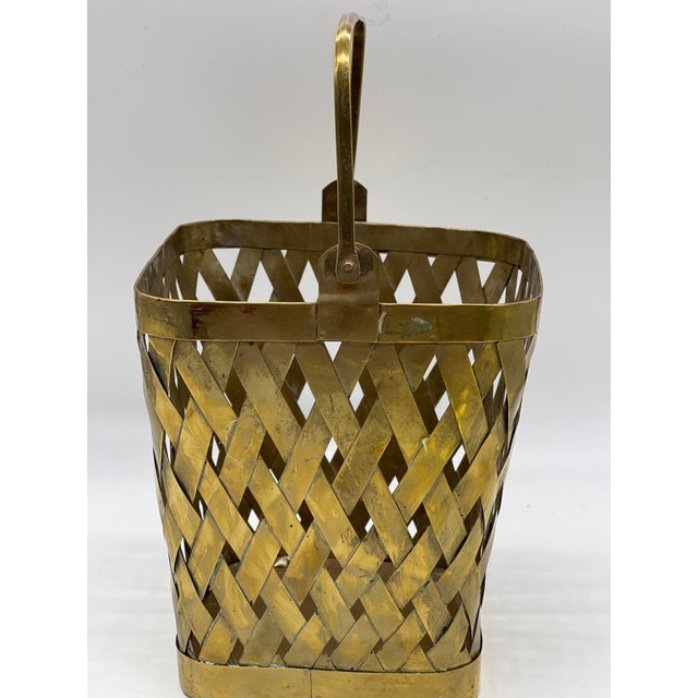 Large Vintage Woven Brass Basket Handled Basket For Sale - Image 4 of 12