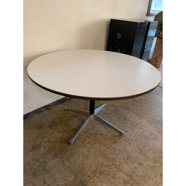 1960s Vintage Herman Miller Round Table Chairish