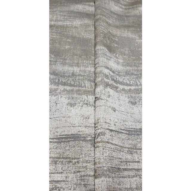 Kravet Weathered Putty Fabric DETAILS: Product ID: WEATHERED.11 Manufacturer: Kravet Content: 69% Cotton, 18.5% Viscose,...