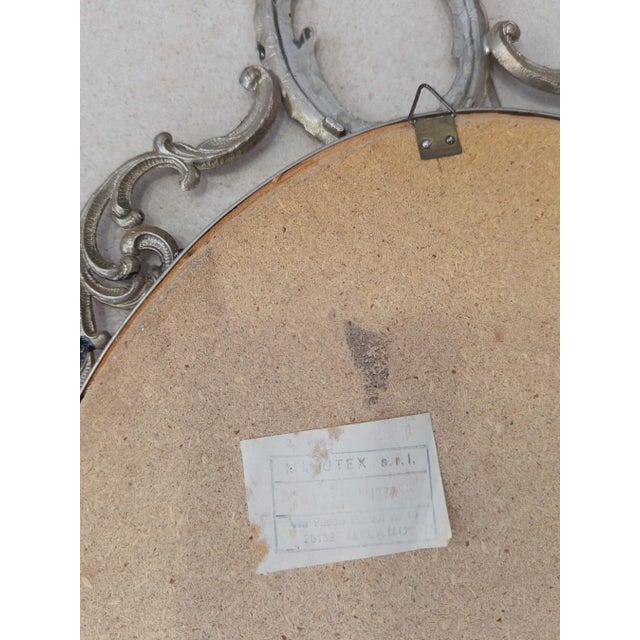 Mid-Century Oval Wall Mirror in Brass with Angel Friezes, Italy, 1977 For Sale - Image 9 of 11