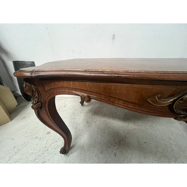 Louis XV Style Desk in Walnut, 1800s For Sale - Image 6 of 15