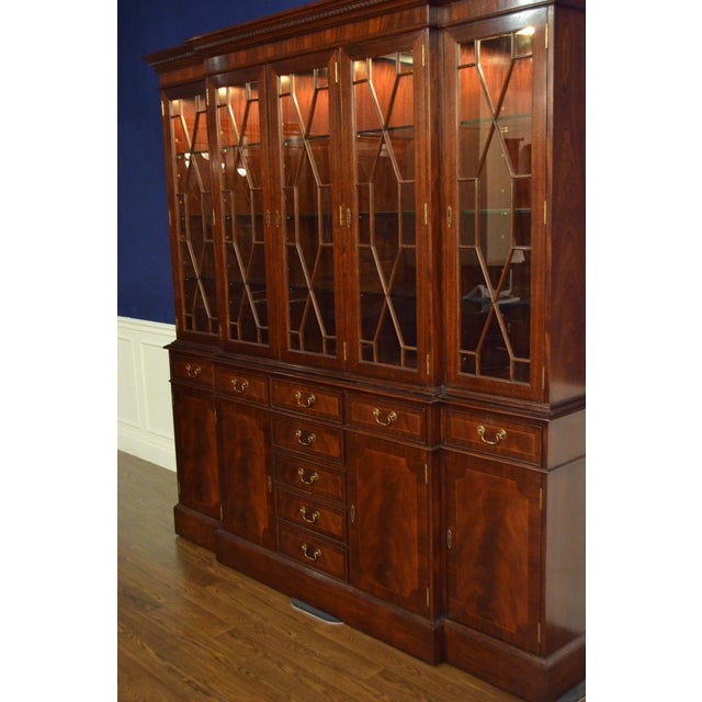 Leighton Hall Furniture Large Five Door Traditional Georgian Mahogany Breakfront China Cabinet/Bookcase by Leighton Hall For Sale - Image 4 of 12