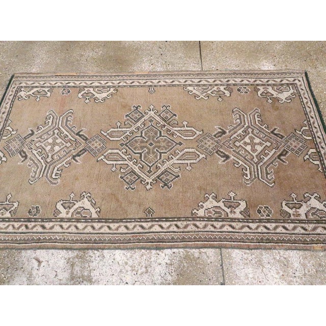 Early 20th Century Galerie Shabab Collection Early 20th Century Turkish Oushak Accent Rug For Sale - Image 5 of 6