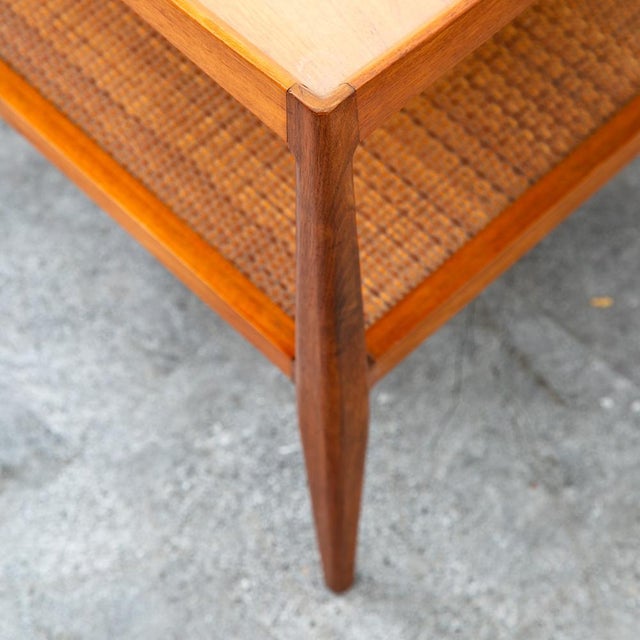 Brown Mid Century Modern Side End Table Walnut Heritage Henredon Vintage MCM Rectangle For Sale - Image 8 of 12