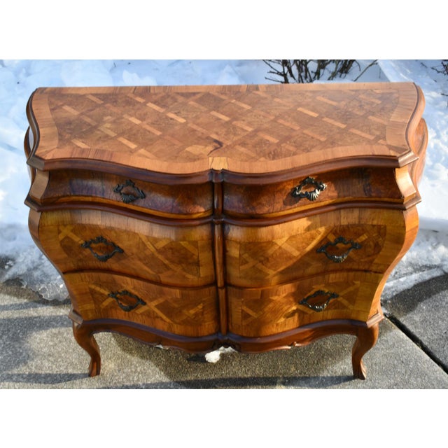 Vintage Italian Parkay Inlaid Bombe' Four Drawer Commode For Sale - Image 11 of 13