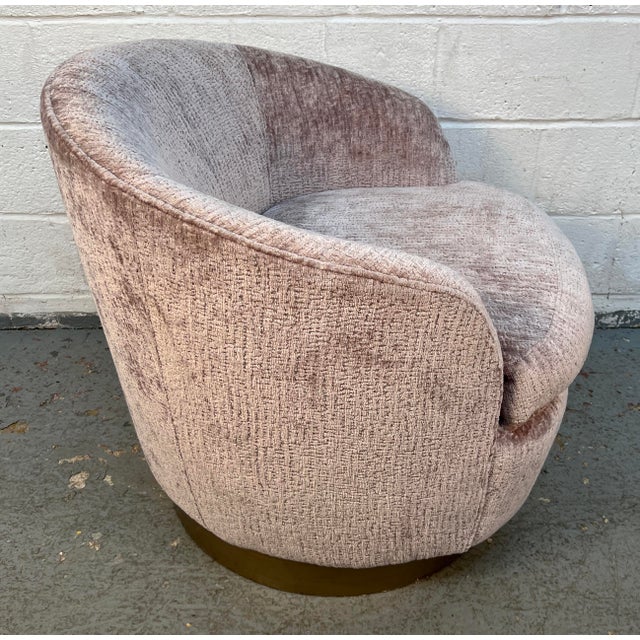 Modern Vintage Modern Barrel Swivel Accent Chair in Blush Textured Velvet For Sale - Image 3 of 12